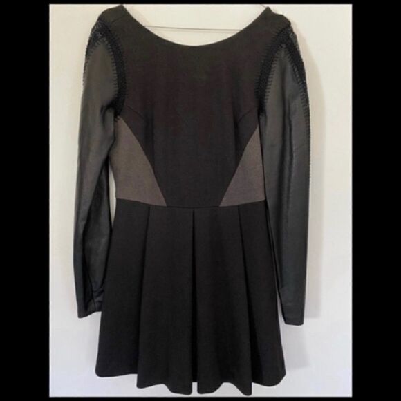 STELLA & JAMIE RIO LEATHER MIX MEDIA STITCH DRESS - Picture 2 of 6
